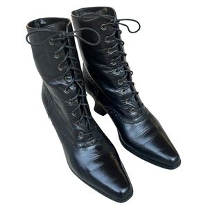 Vintage CASUAL CONNECTION Black Leather Victorian Granny Boots Women's Size 8